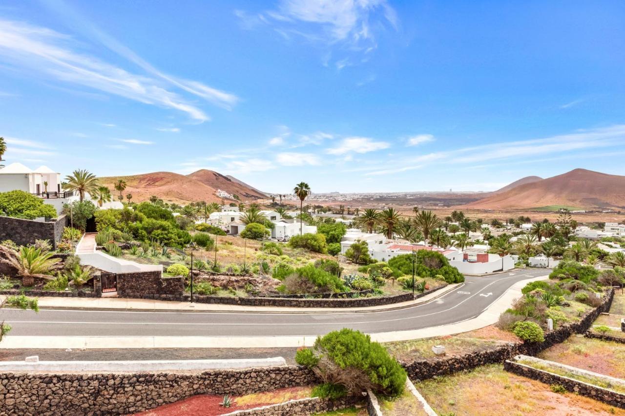 Home2Book Charming Apartment Teguise, Terrace Тегисе Екстериор снимка